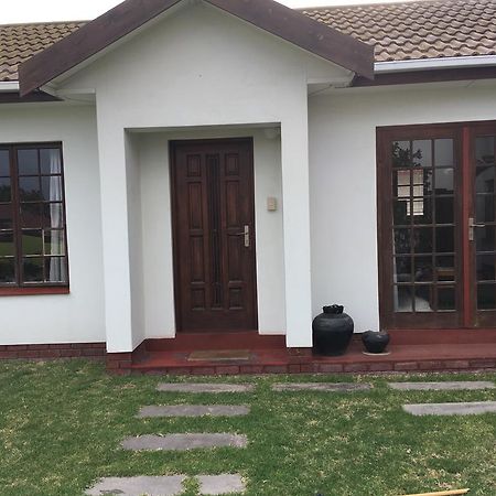 Hartz Flat Apartment Swakopmund Bagian luar foto