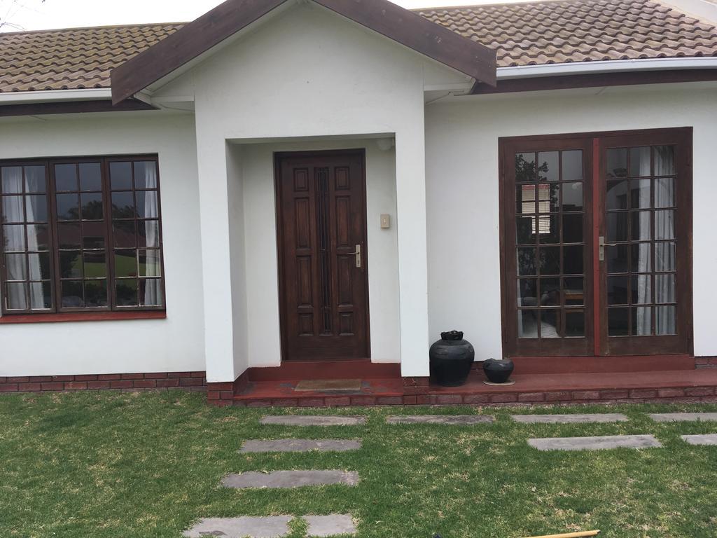 Hartz Flat Apartment Swakopmund Bagian luar foto